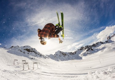 FB体育官网-乌迪内斯主场激战那不勒斯 意甲焦点战上演进球盛宴